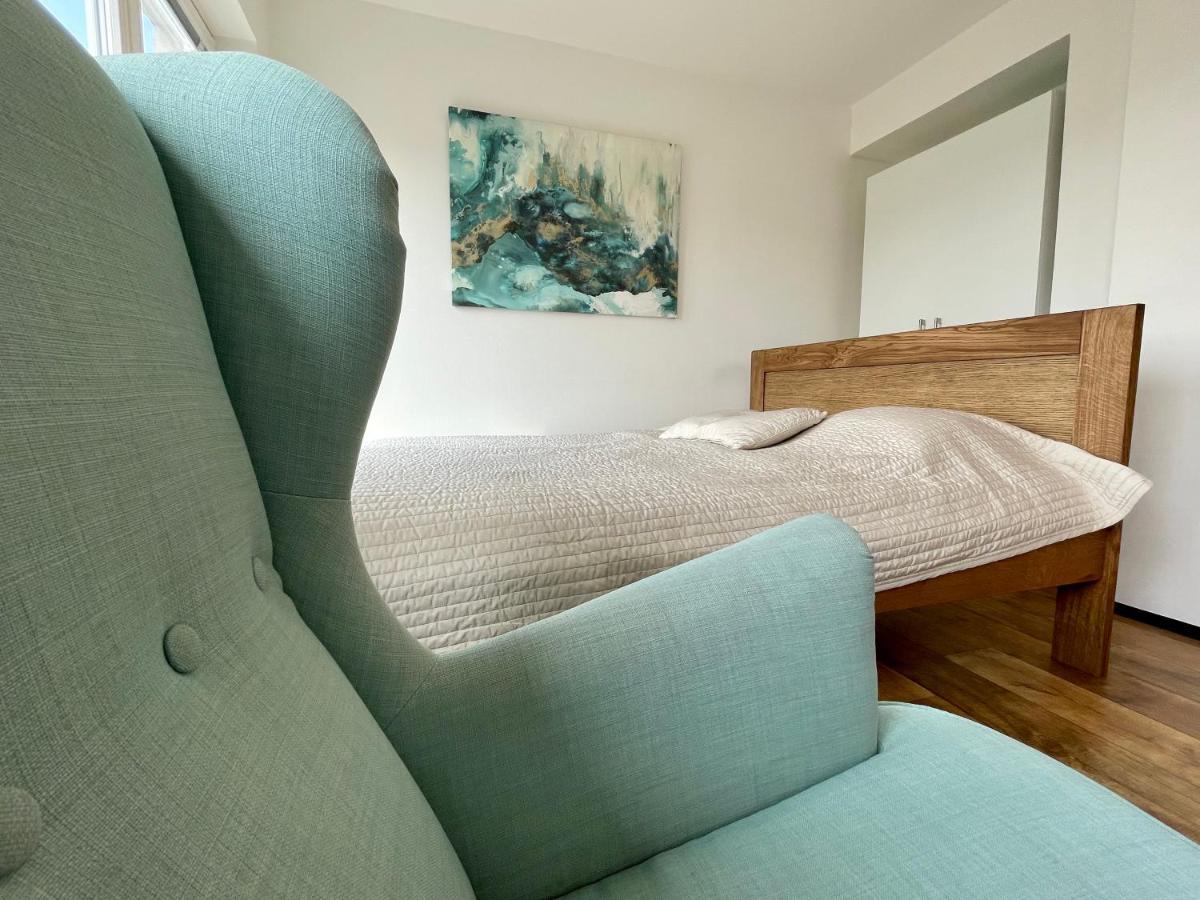 Cool Studio Apartment Praga Exterior foto
