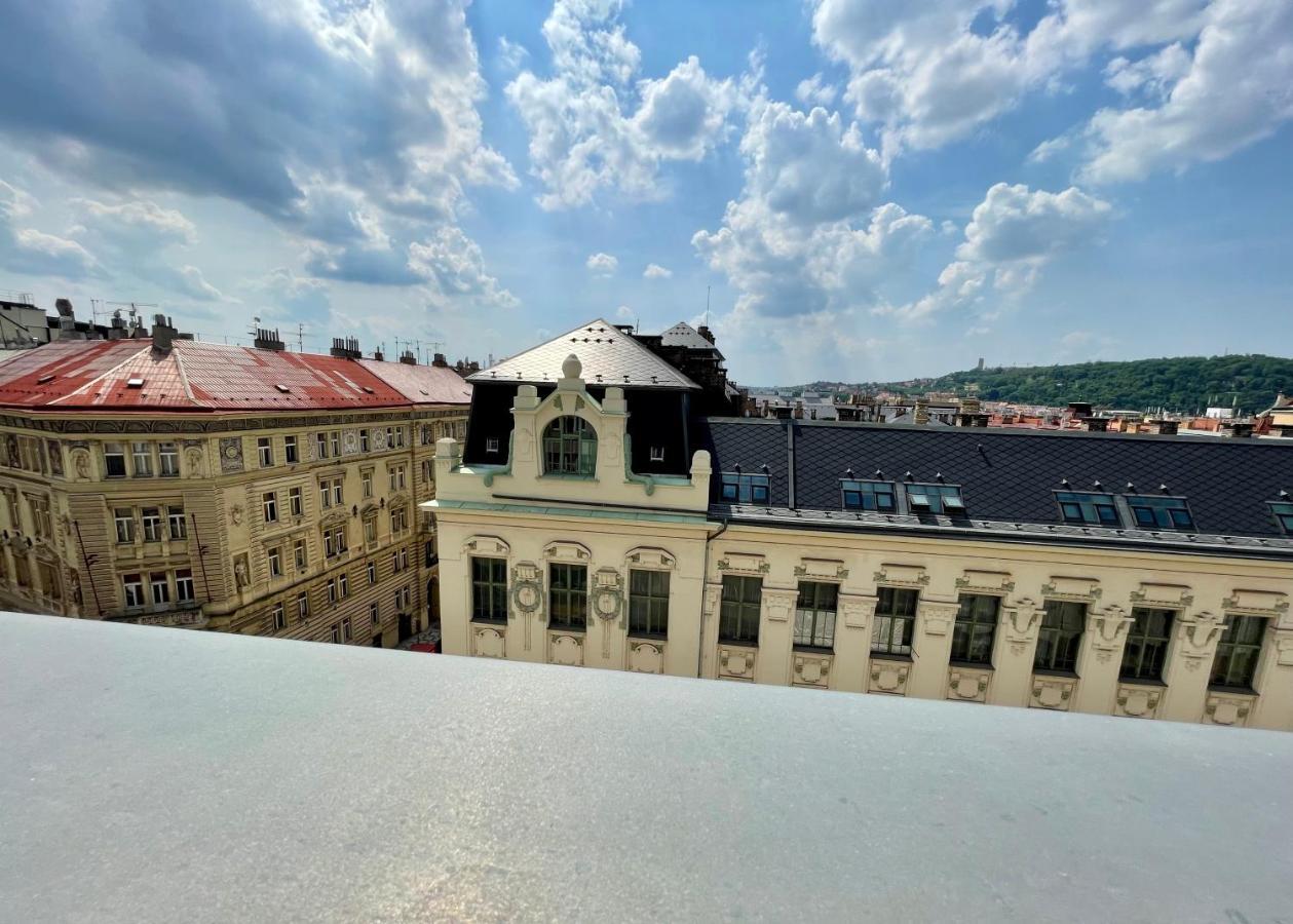 Cool Studio Apartment Praga Exterior foto