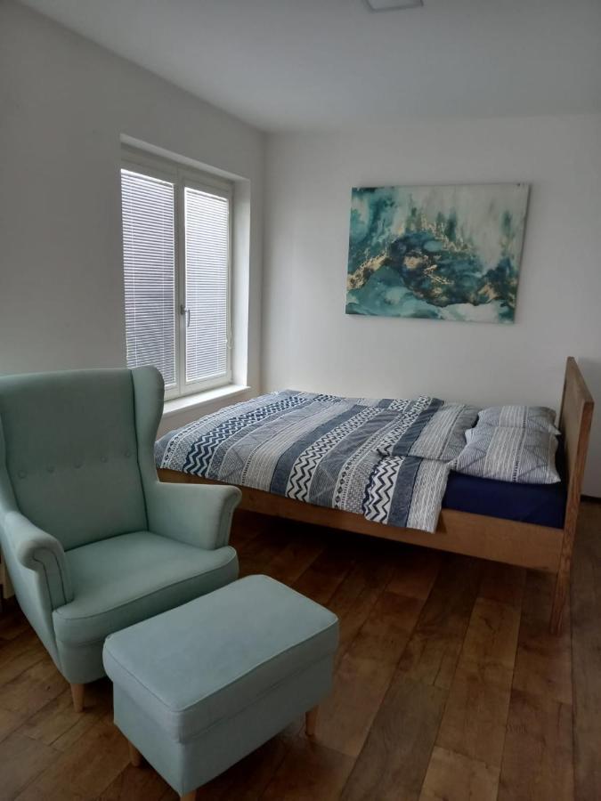 Cool Studio Apartment Praga Exterior foto