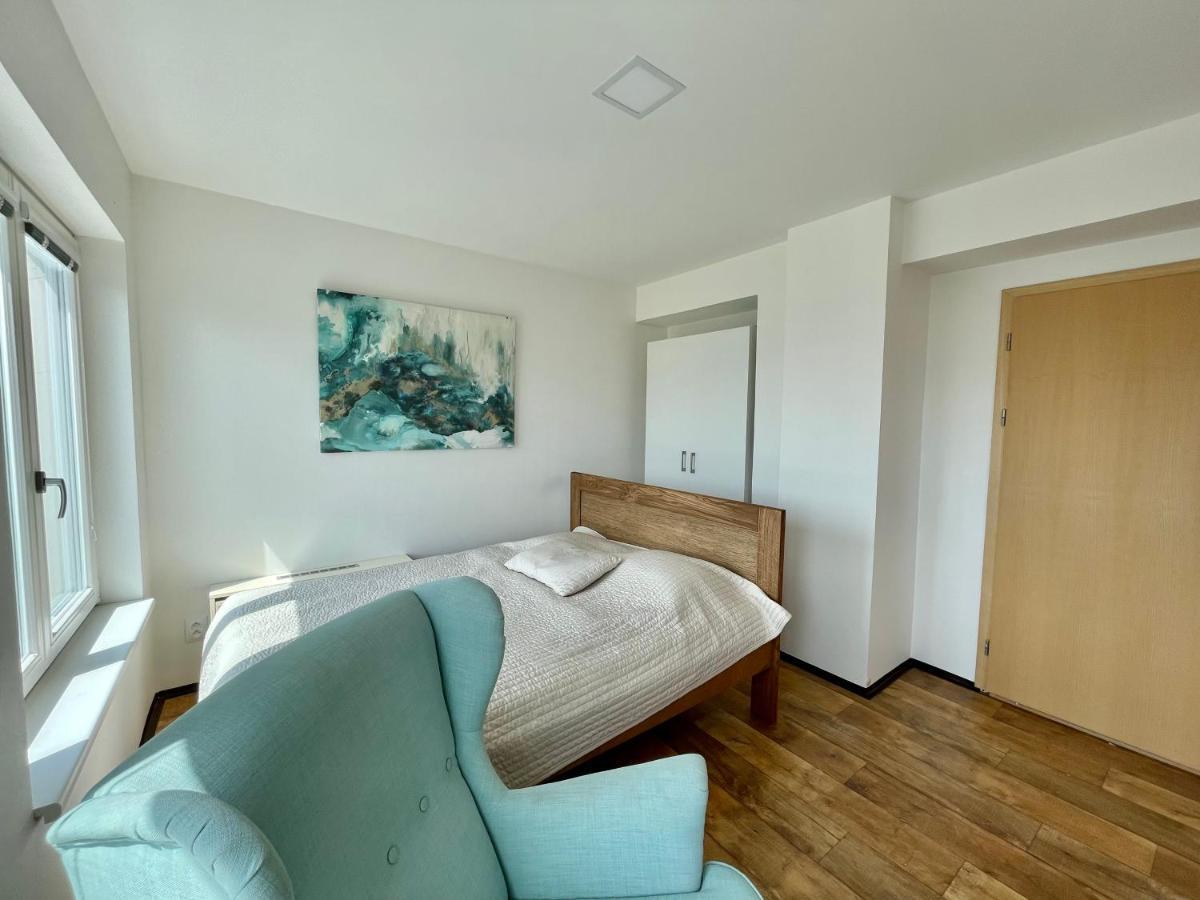 Cool Studio Apartment Praga Exterior foto