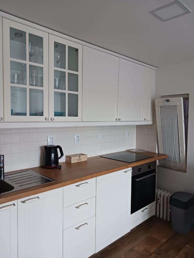Cool Studio Apartment Praga Exterior foto