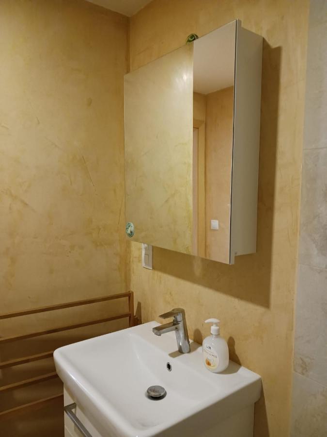 Cool Studio Apartment Praga Exterior foto