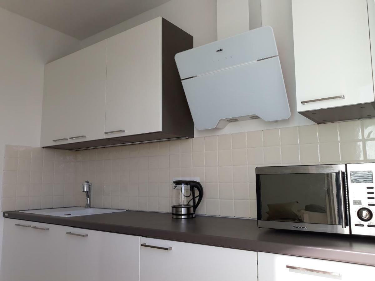 Cool Studio Apartment Praga Exterior foto