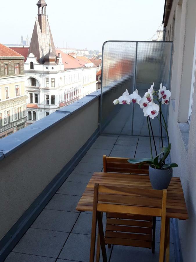 Cool Studio Apartment Praga Exterior foto