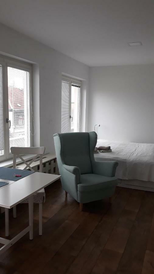 Cool Studio Apartment Praga Exterior foto